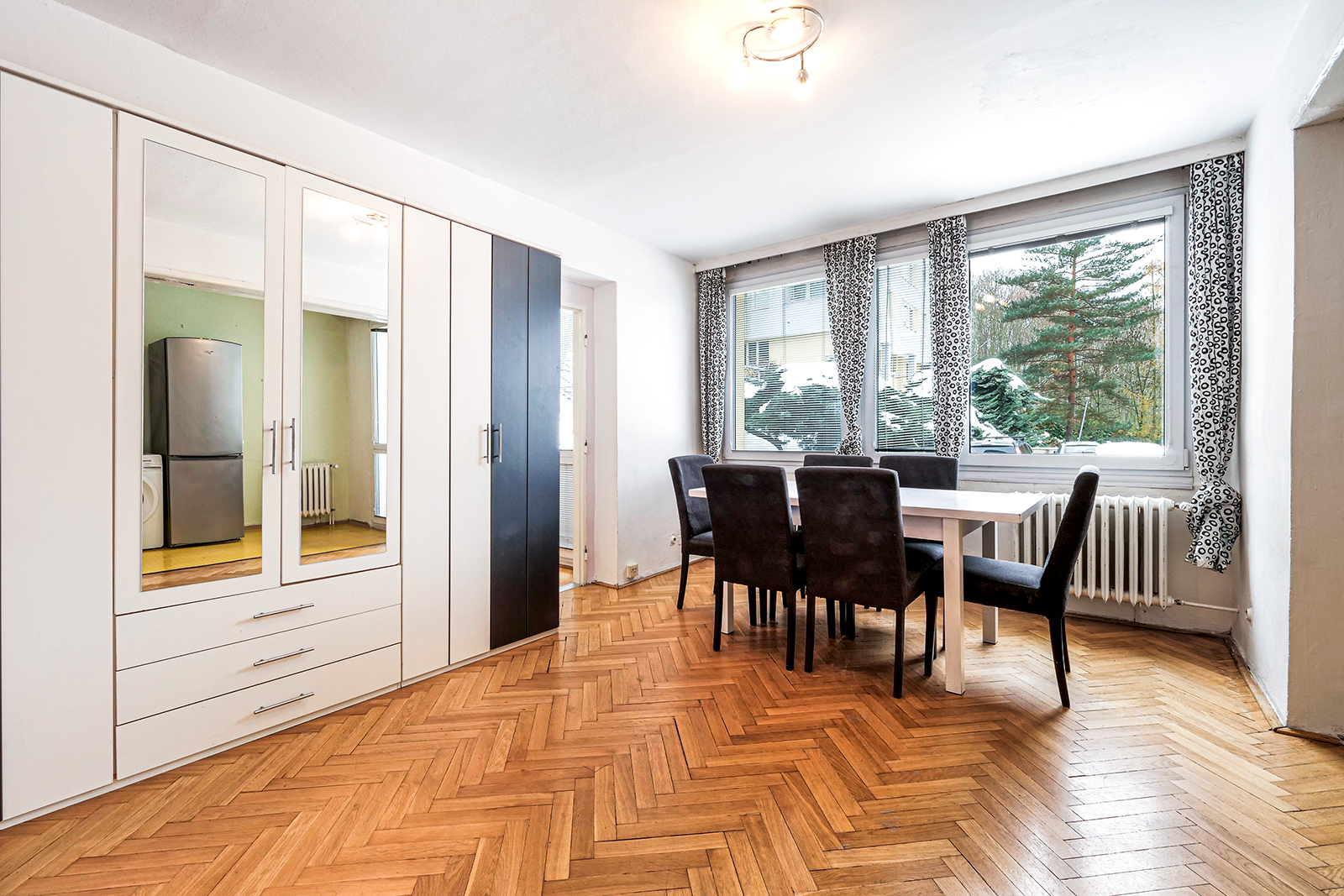 Podnájem bytu 3+1 – 57 m², ul. Nepomucká, Praha 5 – Košíře Podnájem bytu 3+1 – 57 m², ul. Nepomucká, Praha 5 – Košíře